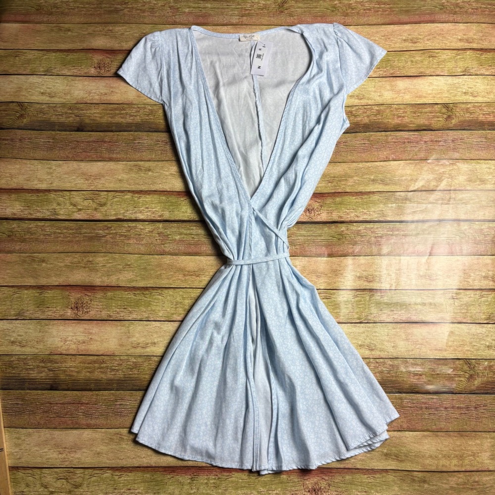NWT John Galt Light Blue Floral Robbie Wrap Dress New With Tags One Size